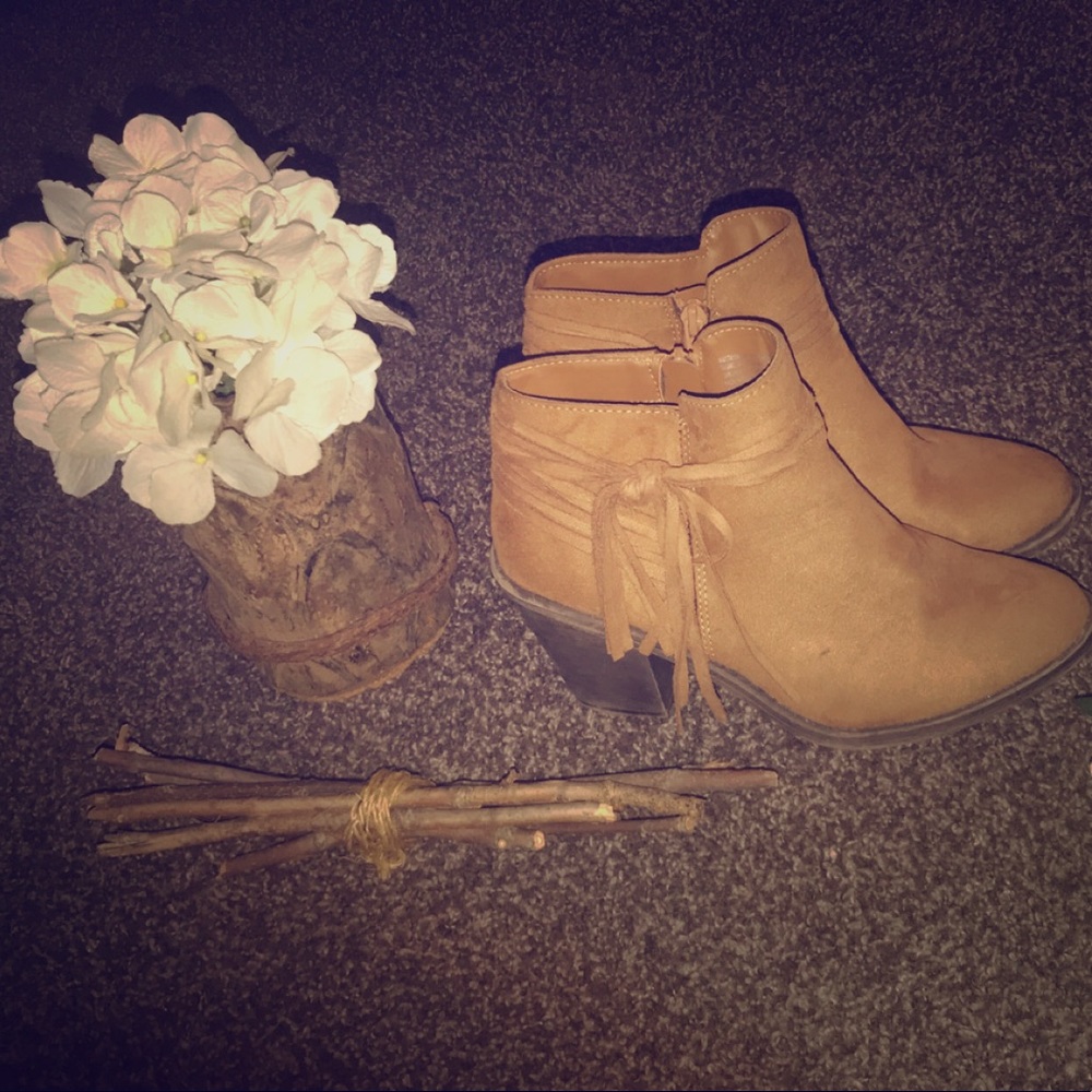 Time and Tru Booties